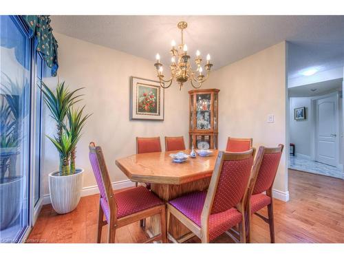 201-190 Hespeler Road, Cambridge, ON - Indoor Photo Showing Dining Room