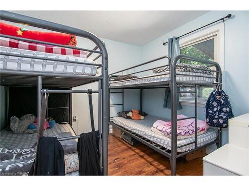 202 Dundas Avenue, Kitchener, ON - Indoor Photo Showing Bedroom