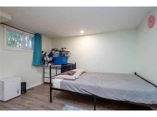 202 Dundas Avenue, Kitchener, ON - Indoor Photo Showing Bedroom