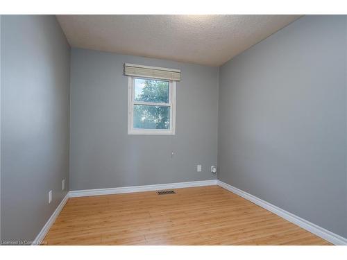 8-450 Pioneer Drive, Kitchener, ON - Indoor Photo Showing Other Room