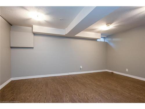 8-450 Pioneer Drive, Kitchener, ON - Indoor Photo Showing Other Room