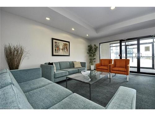 310-170 Water Street N, Cambridge, ON - Indoor Photo Showing Living Room