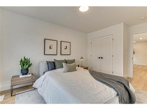 3377 David Milne Way, London, ON - Indoor Photo Showing Bedroom