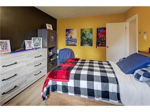 189 Union Street E, Waterloo, ON - Indoor Photo Showing Bedroom