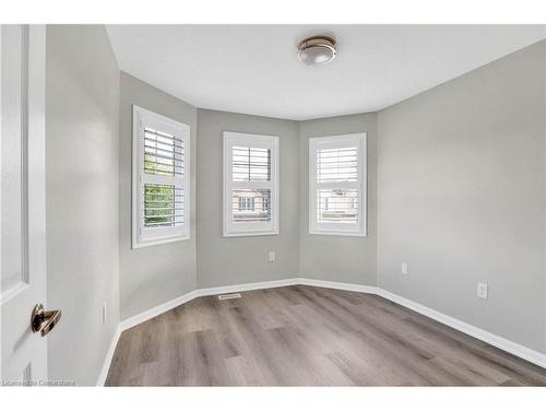 8 Thatcher Street, Cambridge, ON - Indoor Photo Showing Other Room