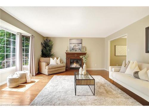 1654 Clyde Road, Cambridge, ON - Indoor Photo Showing Living Room With Fireplace