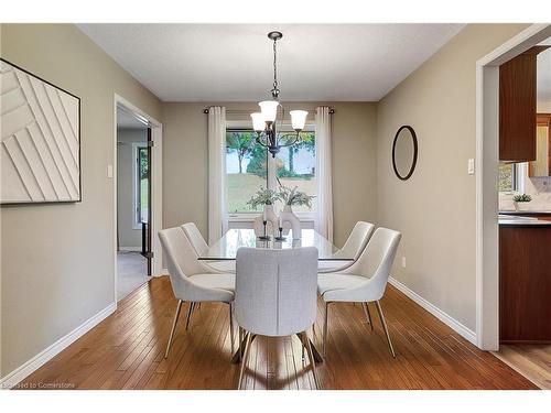 1654 Clyde Road, Cambridge, ON - Indoor Photo Showing Dining Room