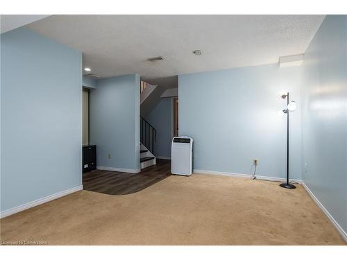 1-108 Woodlawn Road E, Guelph, ON - Indoor Photo Showing Other Room