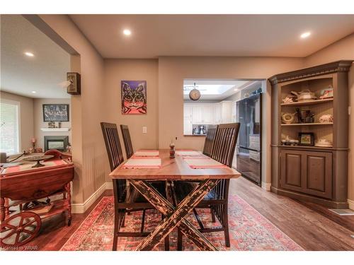 15 Hawthorne Road, Cambridge, ON - Indoor Photo Showing Dining Room