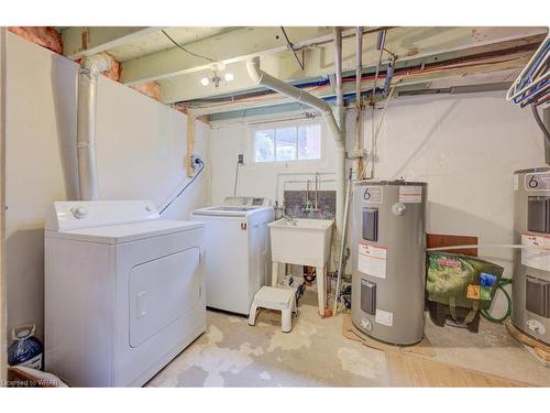 135 Stewart Avenue, Cambridge, ON - Indoor Photo Showing Laundry Room