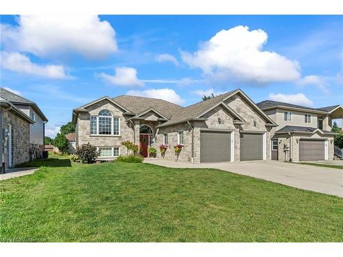 222 17Th Avenue, Hanover, ON - Outdoor With Facade