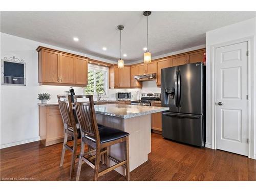 222 17Th Avenue, Hanover, ON - Indoor Photo Showing Other Room