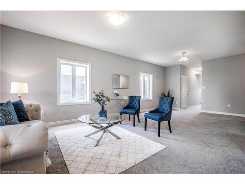 21 Harrington Road, Guelph, ON - Indoor Photo Showing Living Room