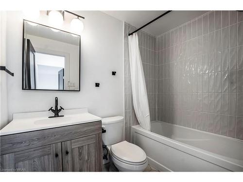 267 Traynor Avenue, Kitchener, ON - Indoor Photo Showing Bathroom