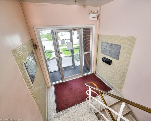 5-357 Connaught Street, Kitchener, ON - Indoor Photo Showing Other Room