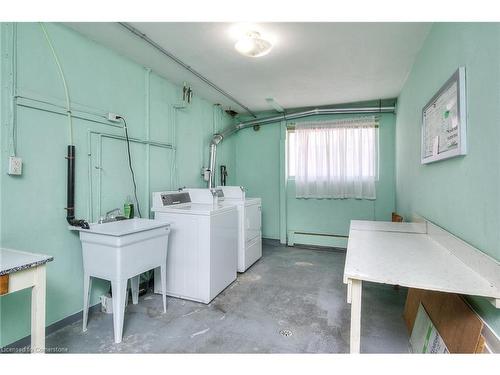 5-357 Connaught Street, Kitchener, ON - Indoor Photo Showing Laundry Room