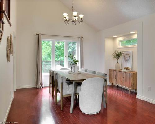 523 Heather Hill Place, Waterloo, ON - Indoor Photo Showing Dining Room