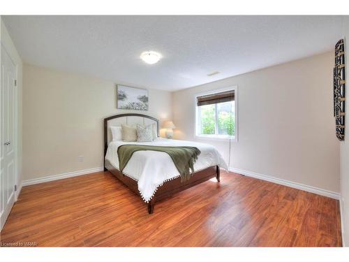 523 Heather Hill Place, Waterloo, ON - Indoor Photo Showing Bedroom