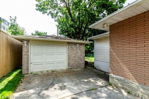 273 Sunview Street, Waterloo, ON 