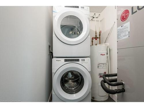 609-103 Roger Street, Waterloo, ON - Indoor Photo Showing Laundry Room