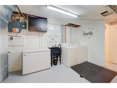 11 Cecile Drive, Kitchener, ON - Indoor Photo Showing Laundry Room