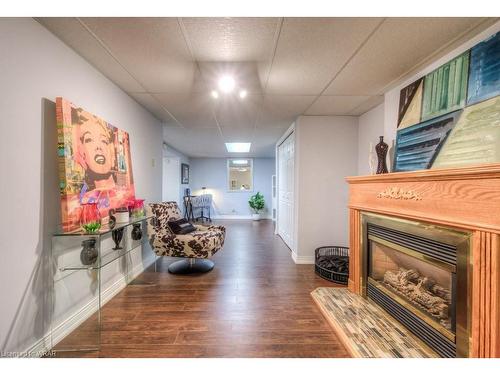 93 Bismark Drive, Cambridge, ON - Indoor Photo Showing Living Room With Fireplace