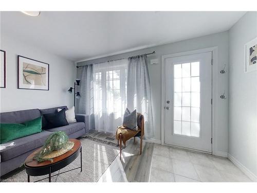 A-758 Bleams Road, Kitchener, ON - Indoor Photo Showing Living Room