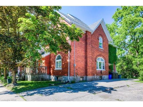 126 Albert Street, Waterloo, ON 