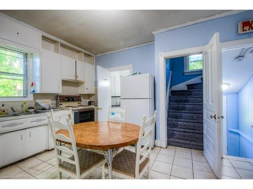 126 Albert Street, Waterloo, ON - Indoor Photo Showing Kitchen With Double Sink