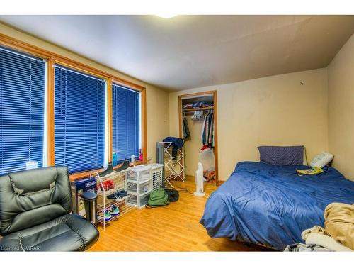 126 Albert Street, Waterloo, ON - Indoor Photo Showing Bedroom