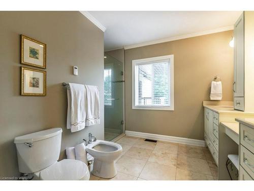 530 St Andrew Street E, Fergus, ON - Indoor Photo Showing Bathroom