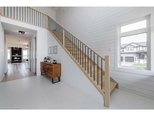 64 Allenwood Road, Elmvale, ON - Indoor Photo Showing Other Room