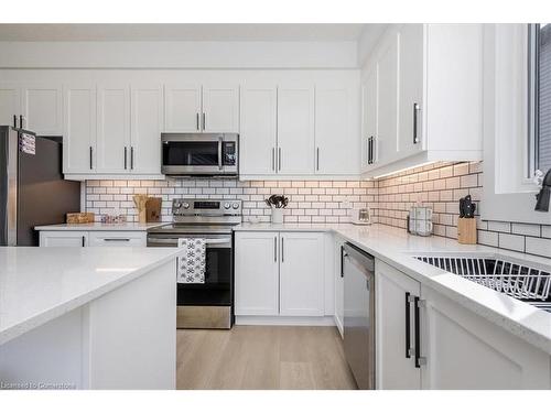 64 Allenwood Road, Elmvale, ON - Indoor Photo Showing Kitchen With Stainless Steel Kitchen With Upgraded Kitchen