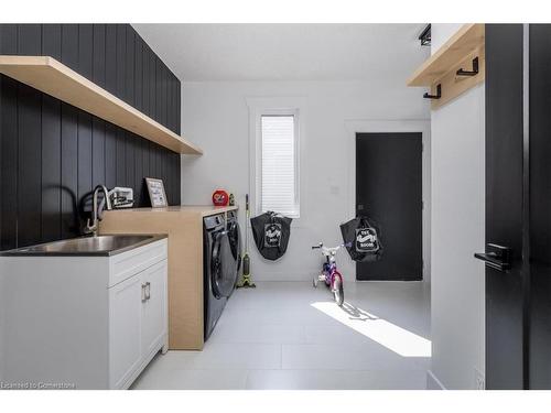 64 Allenwood Road, Elmvale, ON - Indoor Photo Showing Laundry Room