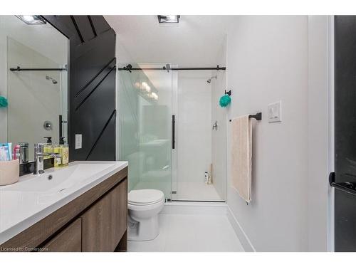 64 Allenwood Road, Elmvale, ON - Indoor Photo Showing Bathroom