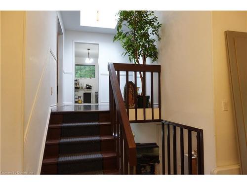 17 Woodland Rd Road, Amaranth, ON - Indoor Photo Showing Other Room