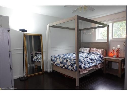 17 Woodland Rd Road, Amaranth, ON - Indoor Photo Showing Bedroom