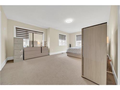 1161 Upper Thames Drive, Woodstock, ON - Indoor Photo Showing Bedroom