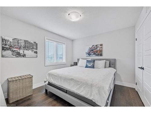 16 Tindall Crescent, Grand Valley, ON - Indoor Photo Showing Bedroom