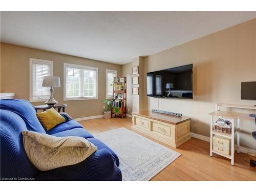 16 Lemonbalm Street, Kitchener, ON - Indoor Photo Showing Living Room