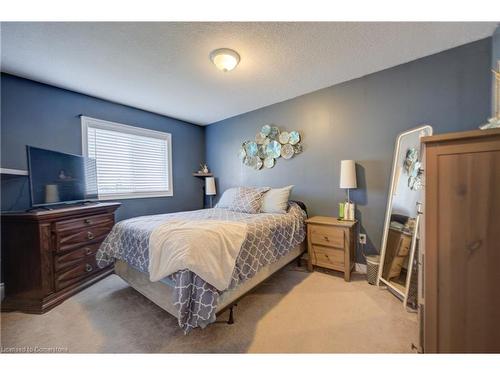 16 Lemonbalm Street, Kitchener, ON - Indoor Photo Showing Bedroom