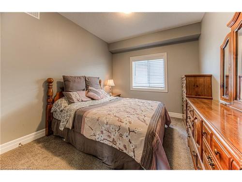 338 Moorlands Crescent, Kitchener, ON - Indoor Photo Showing Bedroom