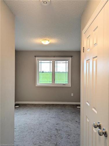 70-107 Westra Drive, Guelph, ON - Indoor Photo Showing Other Room