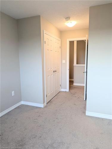 70-107 Westra Drive, Guelph, ON - Indoor Photo Showing Other Room