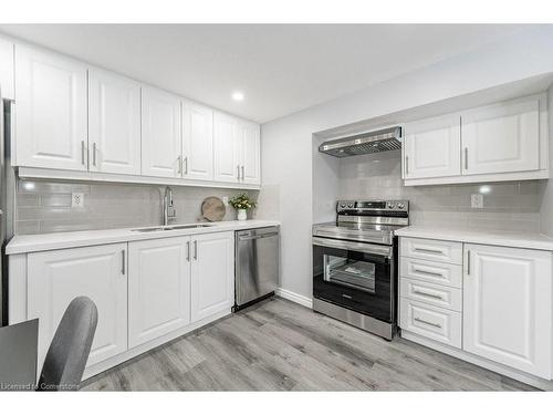 75 Wilfred Avenue, Kitchener, ON - Indoor Photo Showing Kitchen