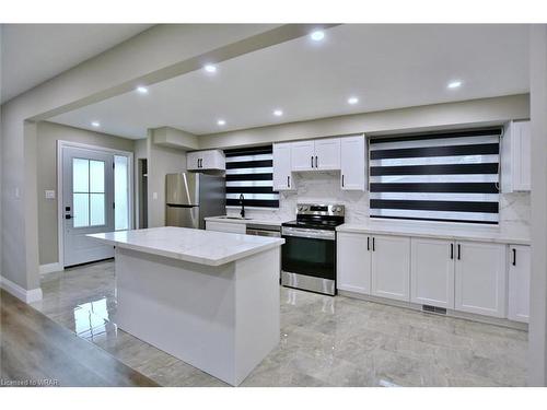 78 Gibbard Crescent, Collingwood, ON - Indoor Photo Showing Kitchen