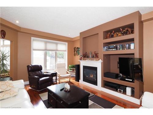 30 Kestrel Street, Kitchener, ON - Indoor Photo Showing Living Room With Fireplace