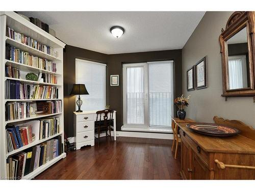 1706-190 Hespeler Road, Cambridge, ON - Indoor Photo Showing Dining Room