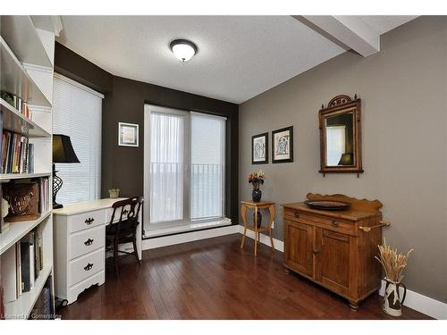 1706-190 Hespeler Road, Cambridge, ON - Indoor Photo Showing Dining Room