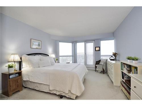 1706-190 Hespeler Road, Cambridge, ON - Indoor Photo Showing Bedroom